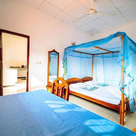 Surfing Guest House Matara Kültér fotó