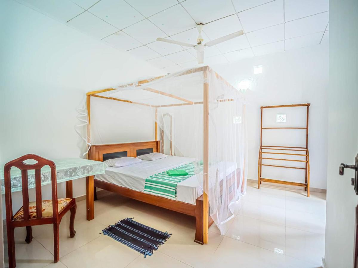 Surfing Guest House Matara Kültér fotó