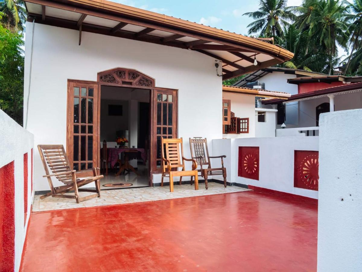 Surfing Guest House Matara Kültér fotó