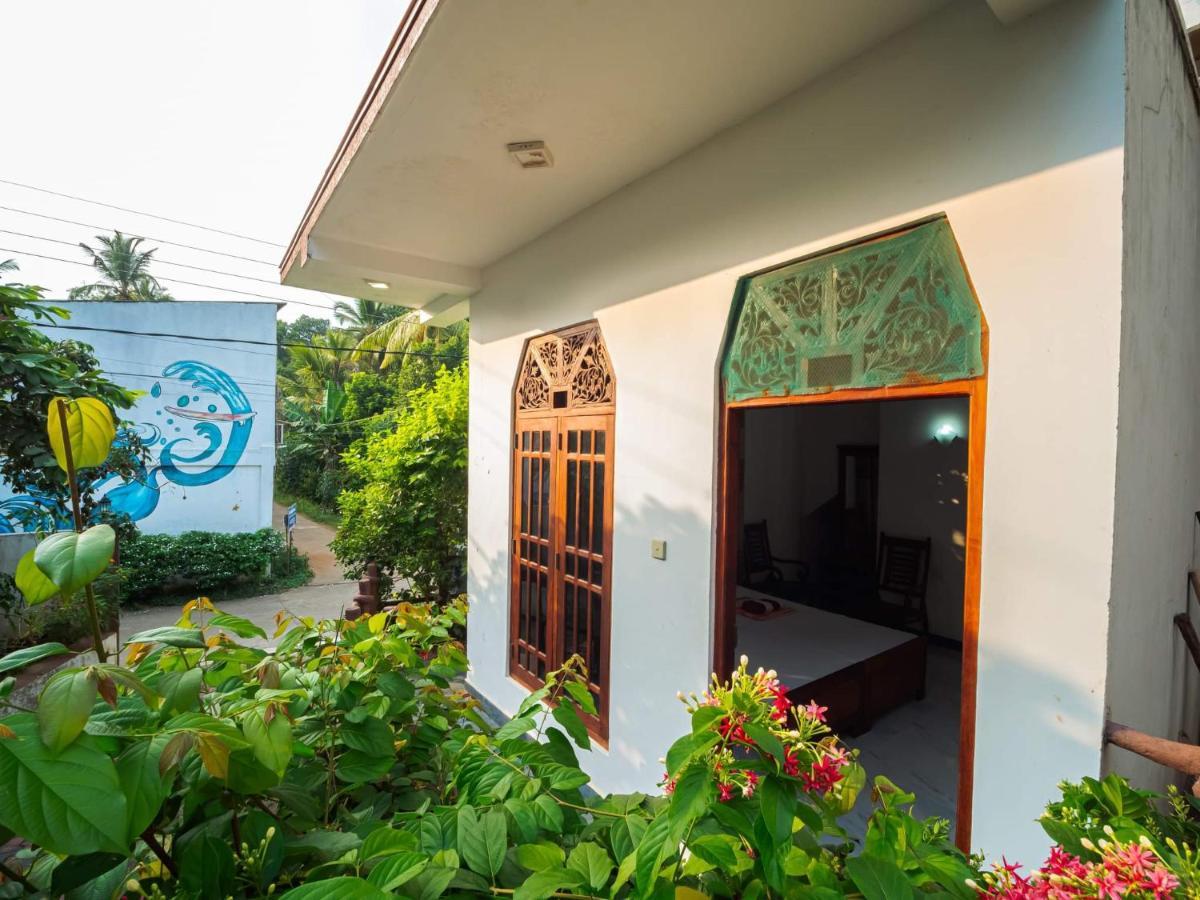 Surfing Guest House Matara Kültér fotó