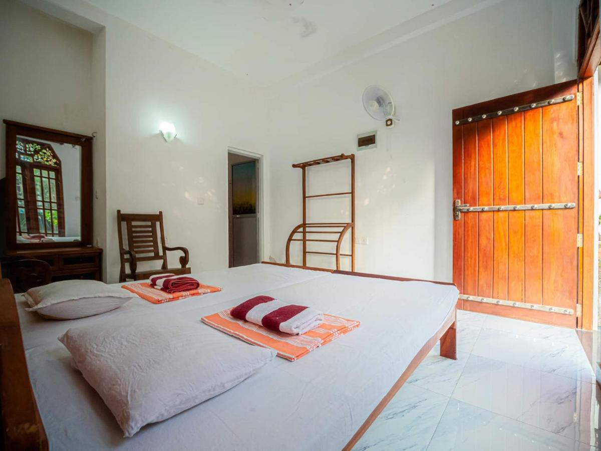 Surfing Guest House Matara Kültér fotó